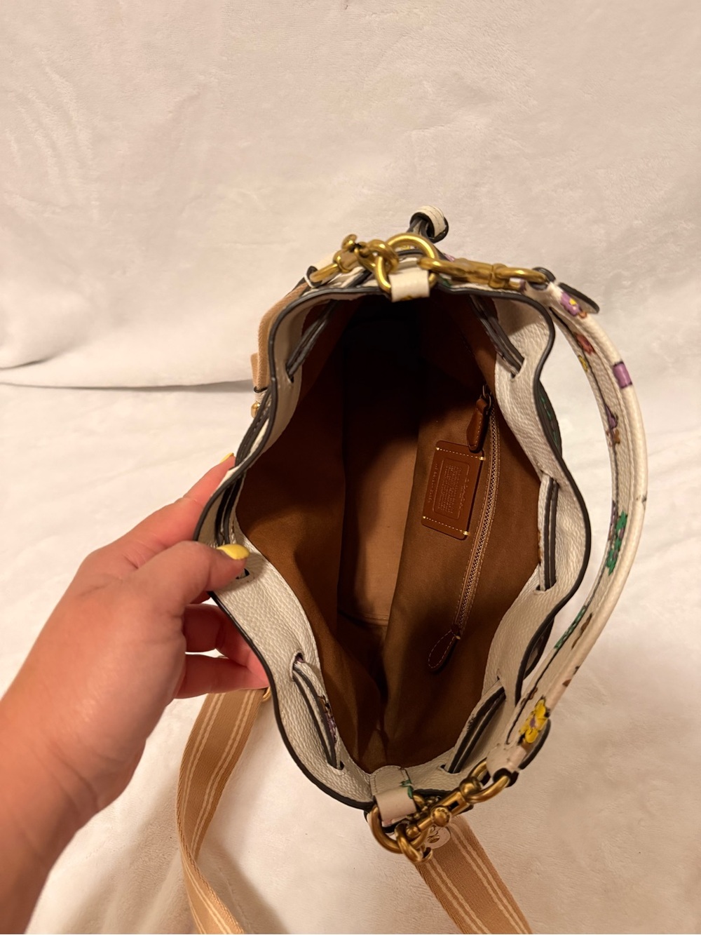 Coach Field Bucket Bag with Cross Stitch Floral Print - Chalk Multi - Picture 13 of 16